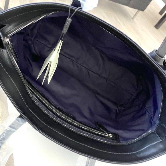 Burberry LL MD Nylon and Leather Tote Bag in BLUE, Made in Italy - Picture 6 of 14